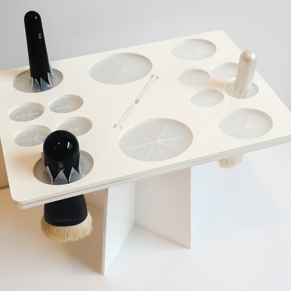 🆕 Benjabelle Daisy White Brush Tree Makeup Brush Drying Rack - Picture 3 of 4